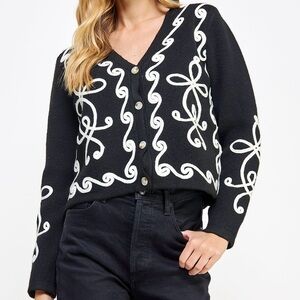 Tahari Woman’s Black Cardigan With White Embroidery V-Neck Size S/P NWT